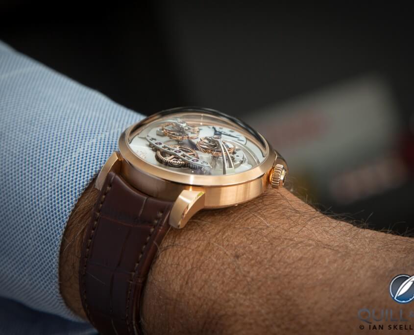 Wristshot MB&F LM2 in red gold