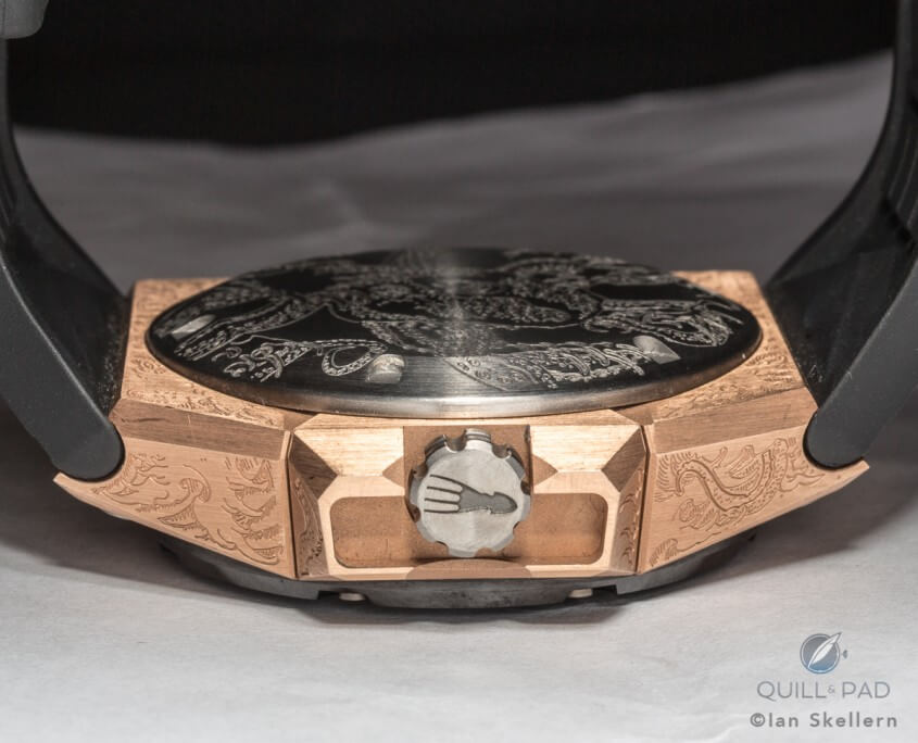 Linde Werdelin Oktopus Moon Tattoo crown