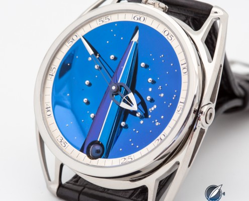 De_Bethune_8082 Heat-blued titanium dial on the De Bethune Skybridge