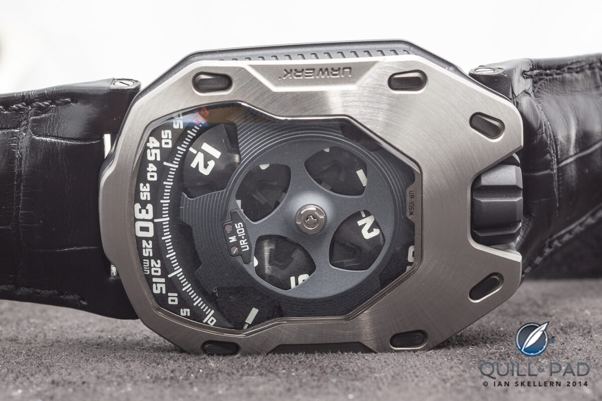 The UR-105M