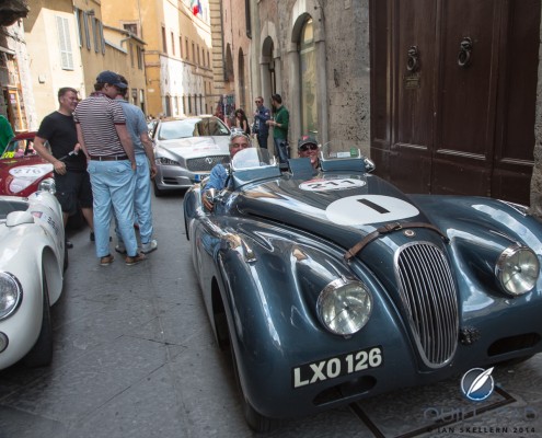 Jay_Leno_Siena_Mille_Miglia_1964 Jay Leno driving through Siena in the 2014 Mille Miglia