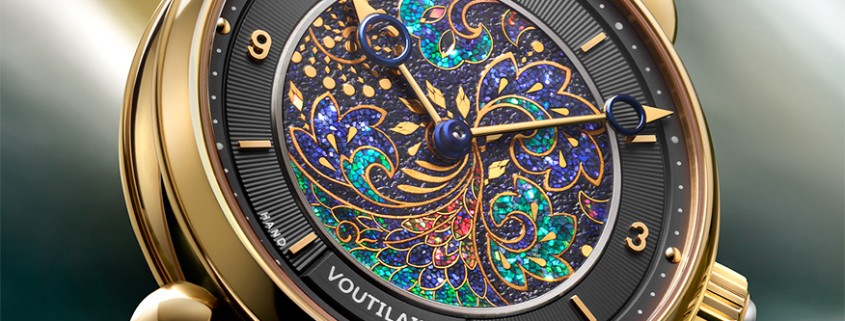 Karin Voutilainen 28 Sarasamon with dial from Unryuan studio in Japan. The Saiei Makie and Somata zaiku lacquering of this dial takes months to complete and uses gold dust), gold leaf, great green turban (a snail) shell and abalone shell from New Zealand