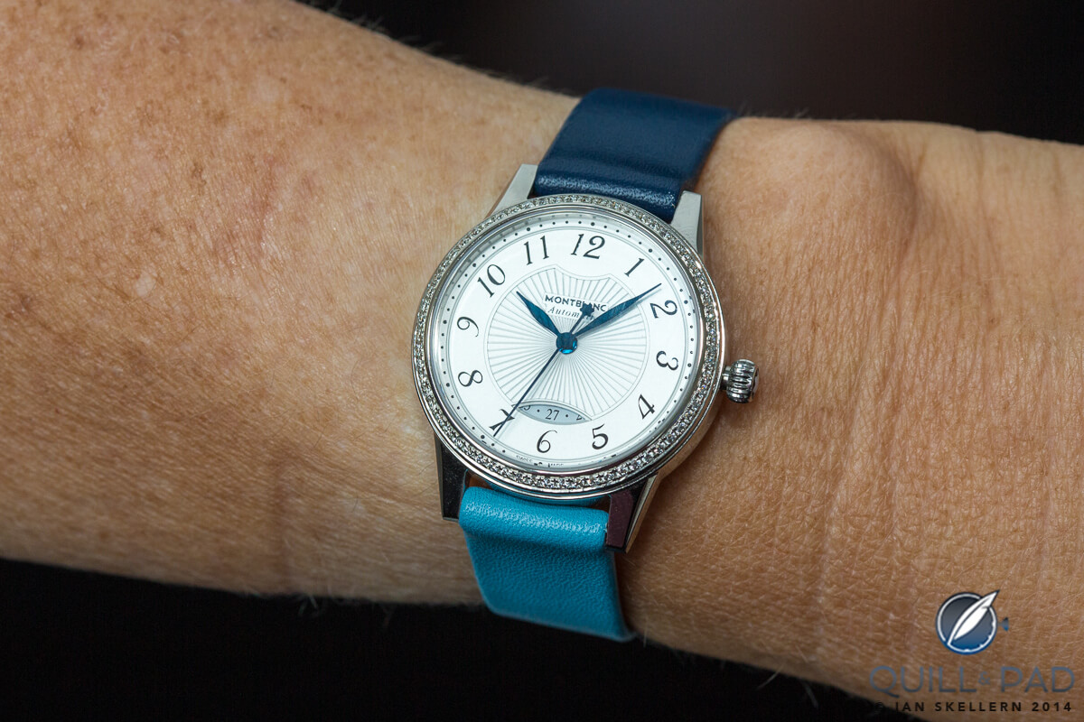 The Montblanc Bohème Date with two tone strap looking very nice on the wrist indeed
