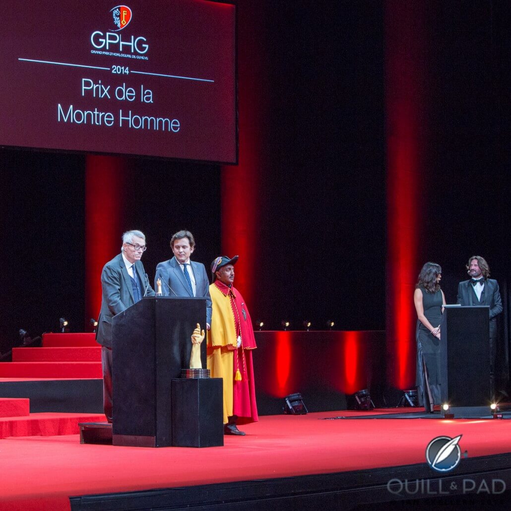Dr. Helmut Crott accepts the award for best Men's watch for the Urban Jürgensen Central Second