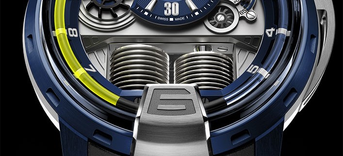 HYT H1 Alumen Blue. The case is in ALUN 316B, a new alloy made from aluminium, magnesium, titanium and zirconium