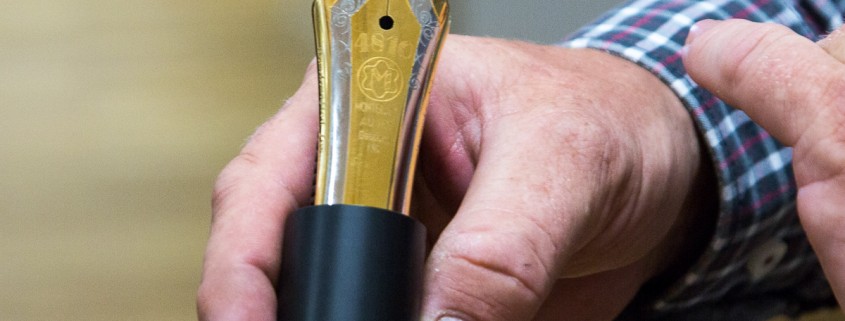It is easier to appreciate the details in this large scale Montblanc nib