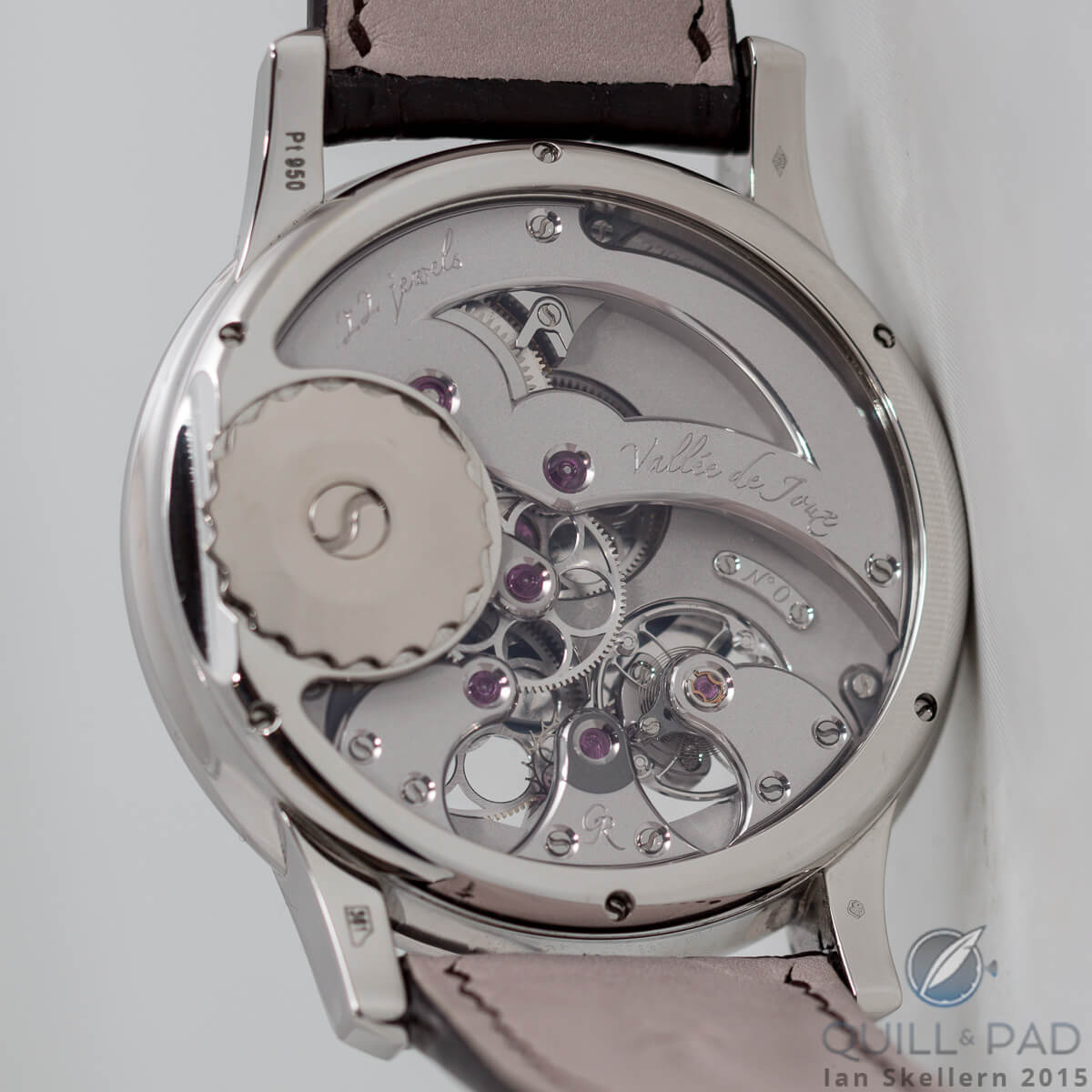 View through the display back of the Romain Gauthier HMS Ten in white gold