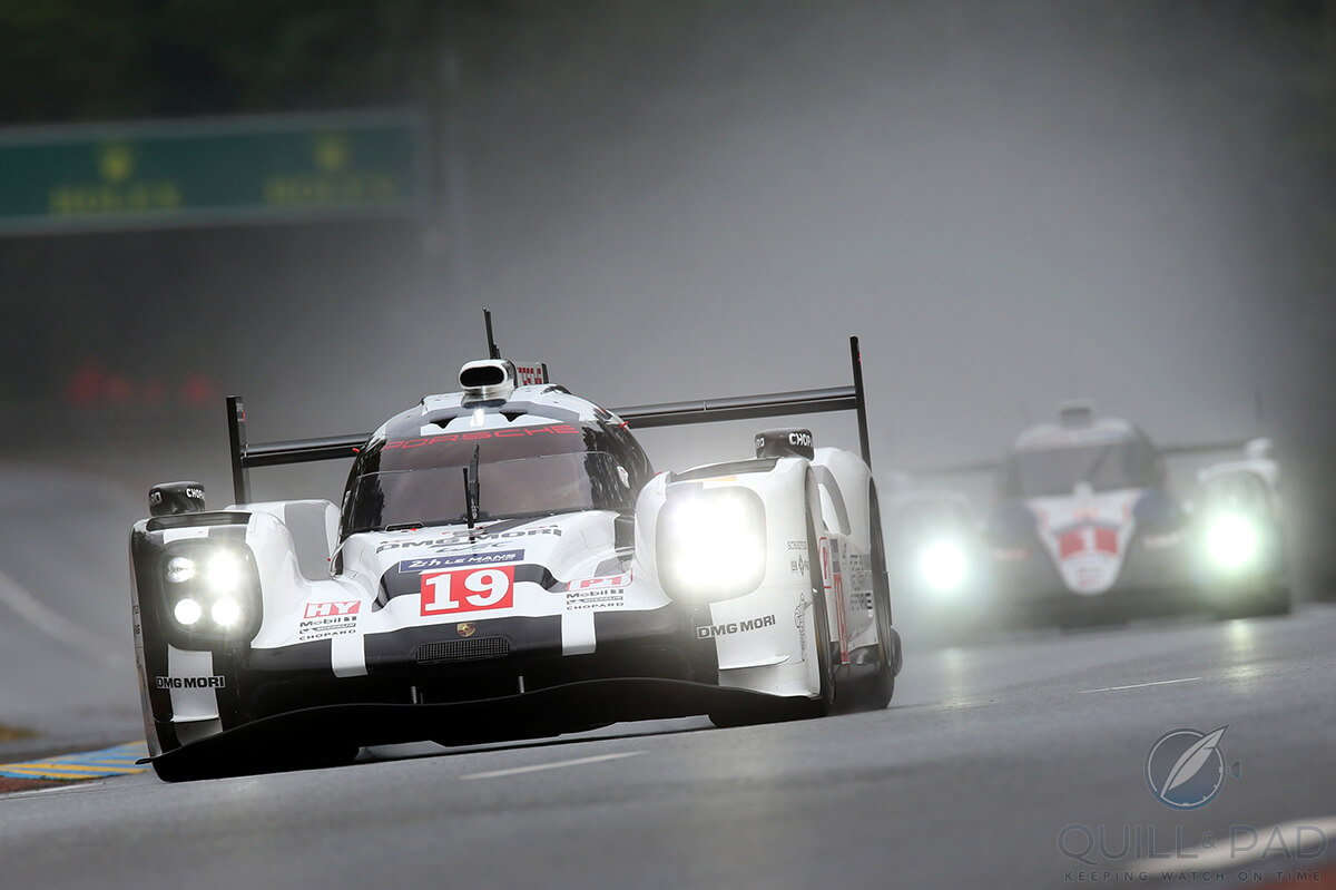 Porsche 919 Hybrid (car number 19) during the 2015 24 Hours of Le Mans