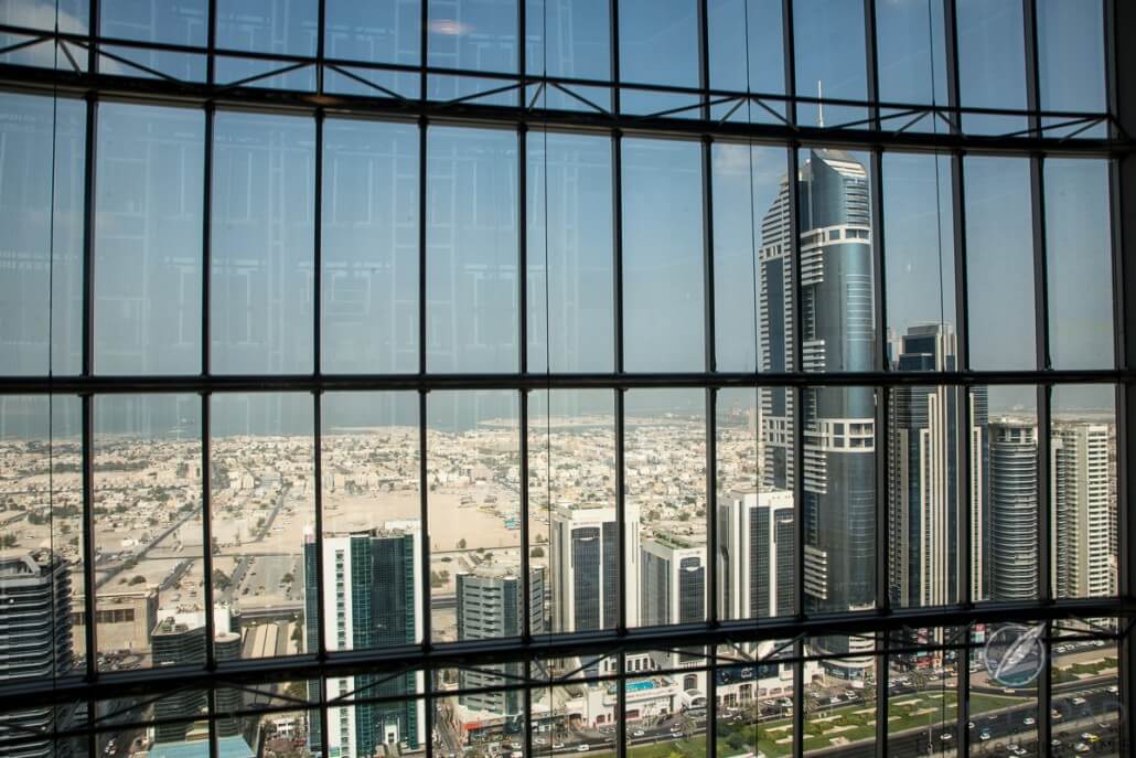 Behind the glitzy buildings, Dubai looks like a giant construction site