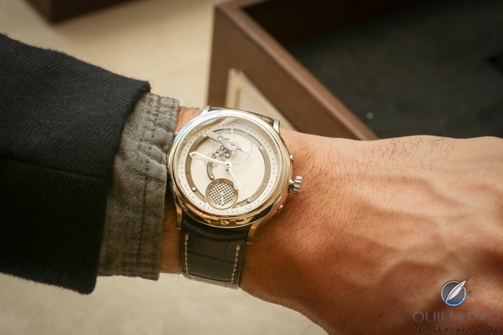 Wristshot of the Manufacture Royale 1770 Voltige
