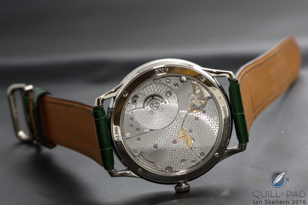 View through the display back of the Slim d’Hermès Mille Fleurs du Mexique