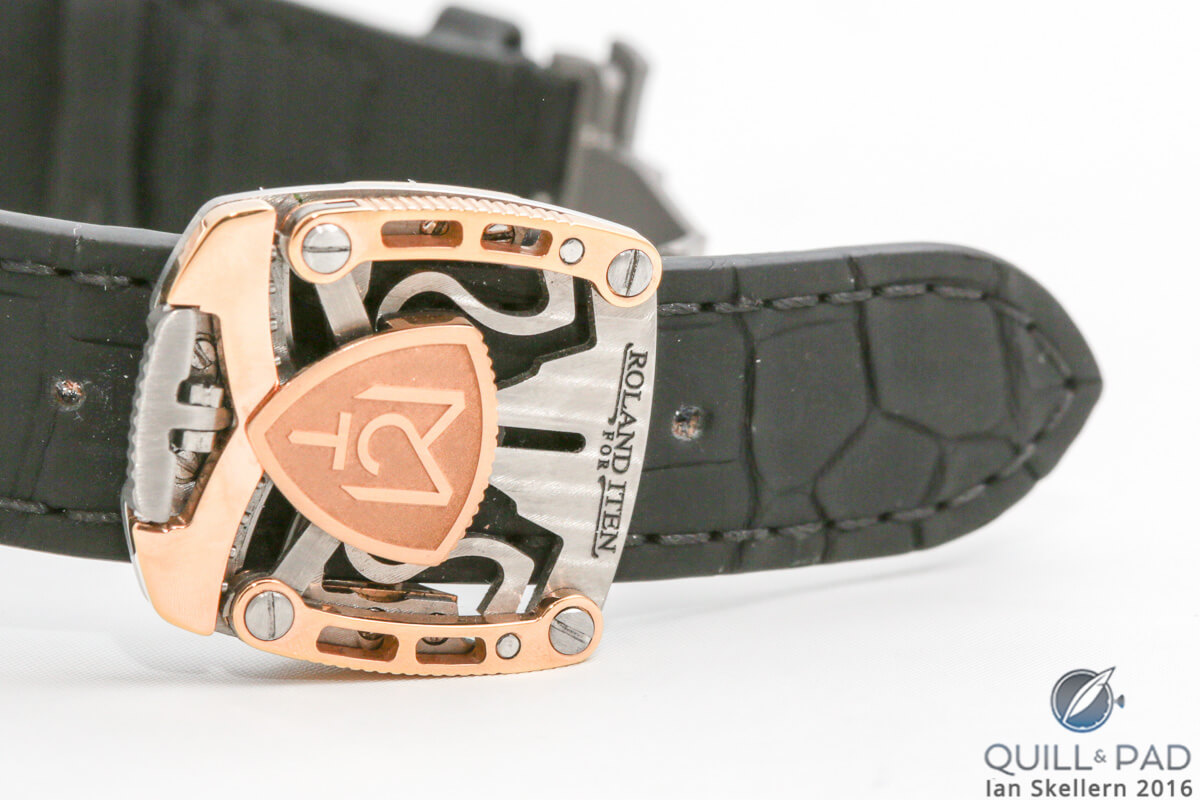 Roland Iten designed the equal-adjust buckle for MCT on the Sequential S210