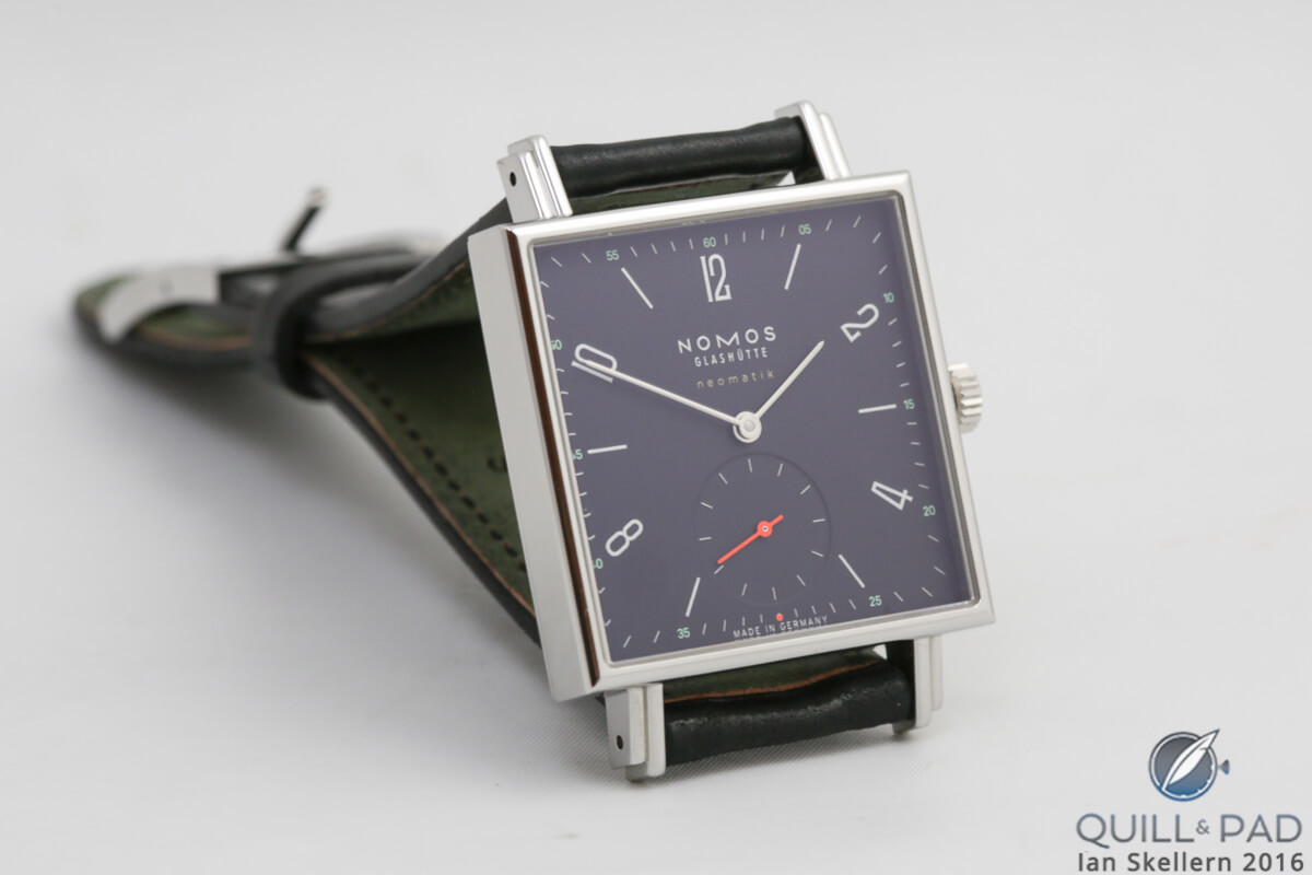 Nomos Glashütte Tetra Neomatik Tiefblau