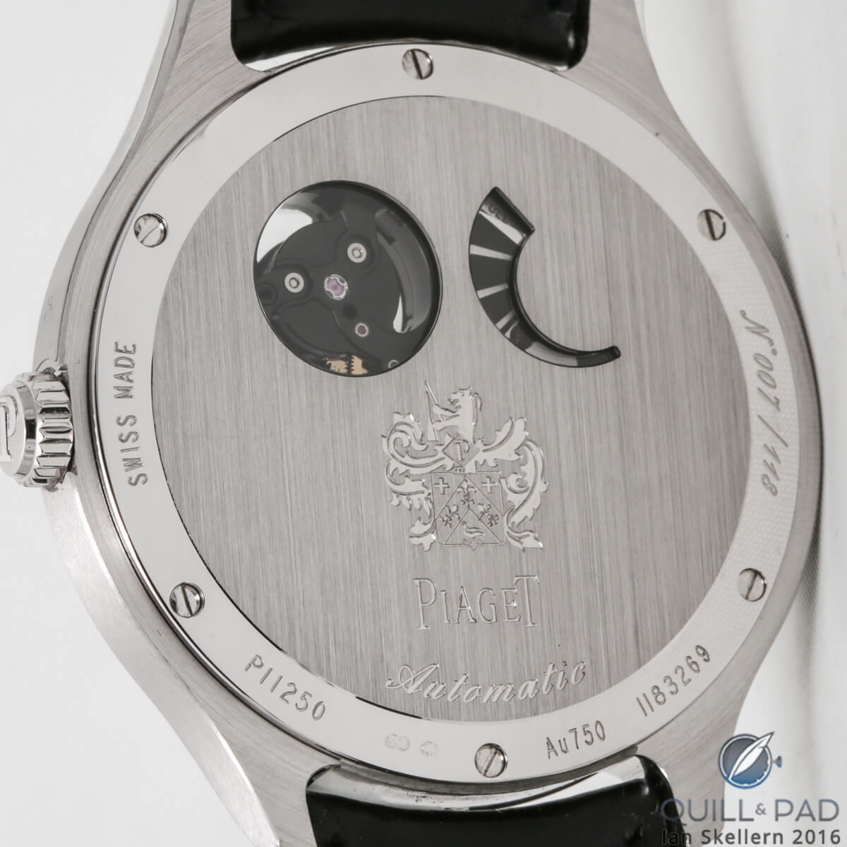The back of the Piaget Emperador Coussin XL 700P