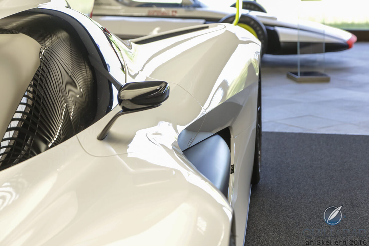 Beautiful lines of the Pininfarina H2 Speed, a hydrogen-powered concept car