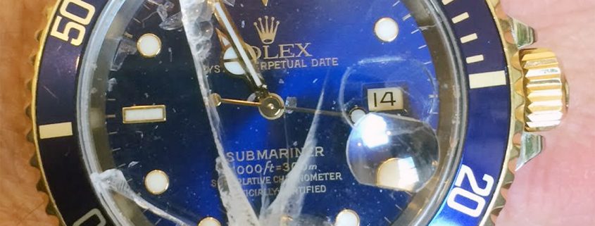 Ouchhh!!! This Rolex Submariner has seen better times