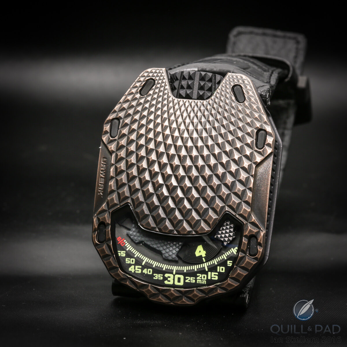 Urwerk UR-105 T-Rex