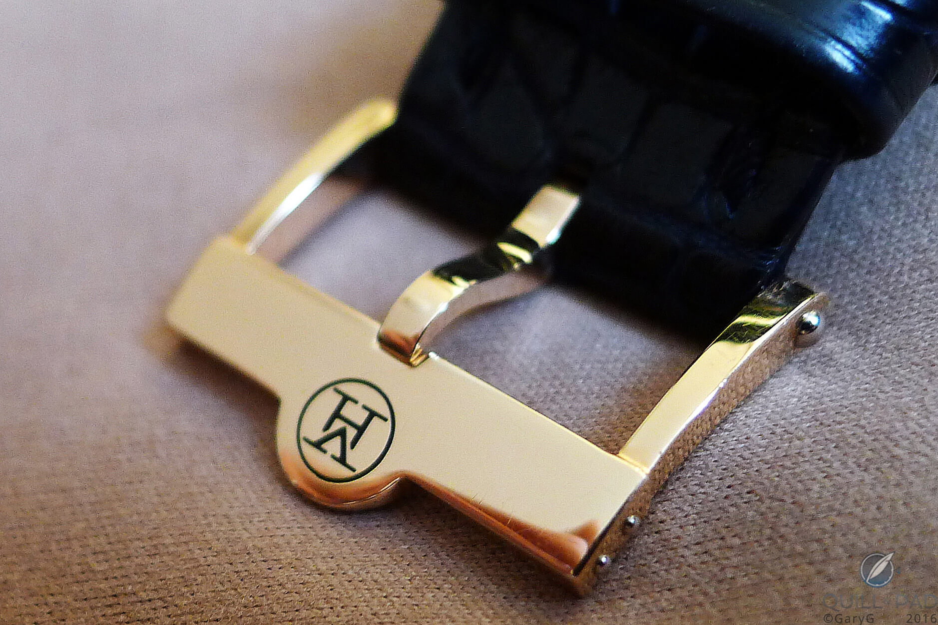 Too dainty? The clasp of the Vianney Halter Antiqua