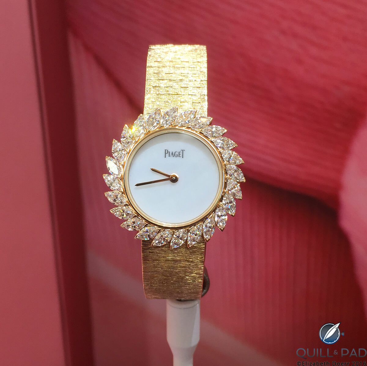 Demure and exquisite: an ultra-thin hand-wound beauty powered by Caliber 430P in a pink gold case set with 24 marquise-cut diamonds (approx. 3.84 ct)