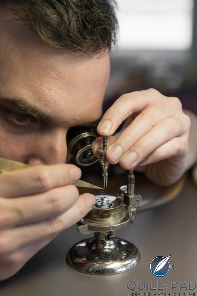 Raúl Pagès assembling his bespoke balance