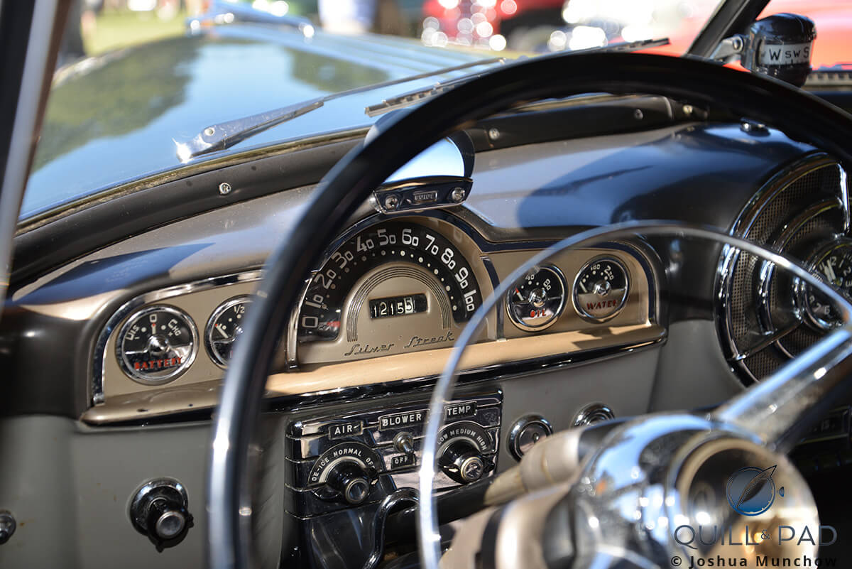 Dashboard of a Pontiac Silver Streak at the 2016 Atlanta Concours d’Elegance