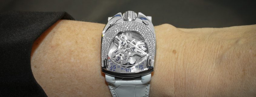 Urwerk UR-106 Lotus White on the wrist
