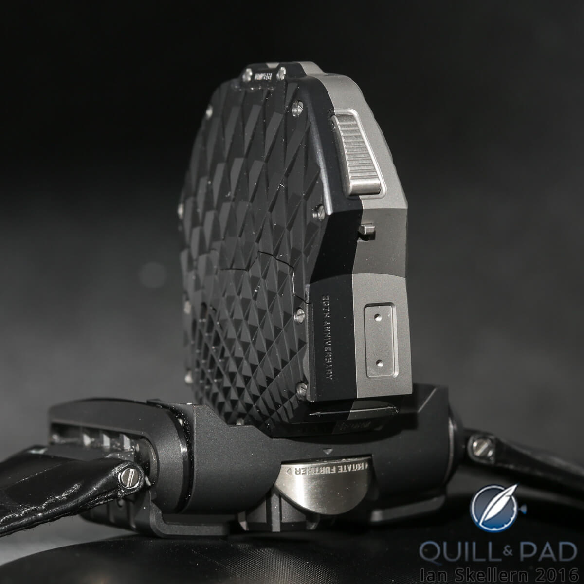 Urwerk UR-T8 in the process of reversing