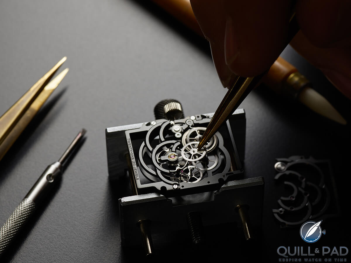 Assembling a Chanel Premíère Camellia Skeleton