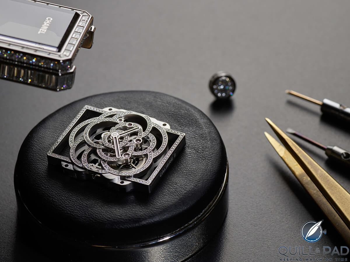 Diamond set bridge of the Chanel Premíère Camellia Skeleton Set