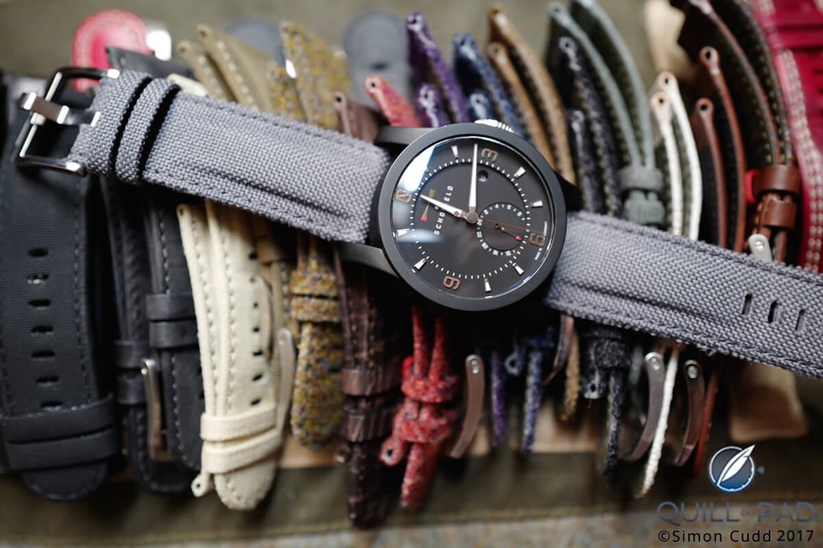 Grey ballistic nyon strap on Schofield Signalman DLC