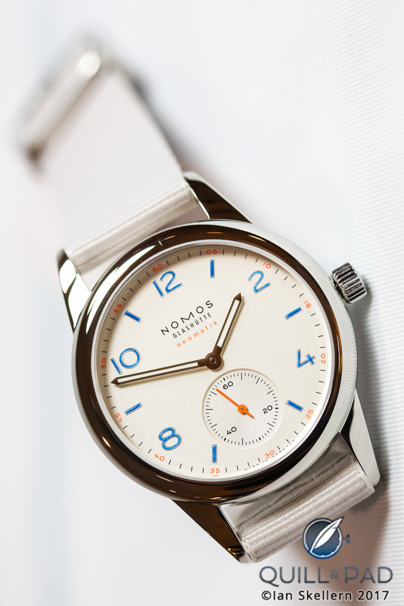 Nomos Club Neomatik