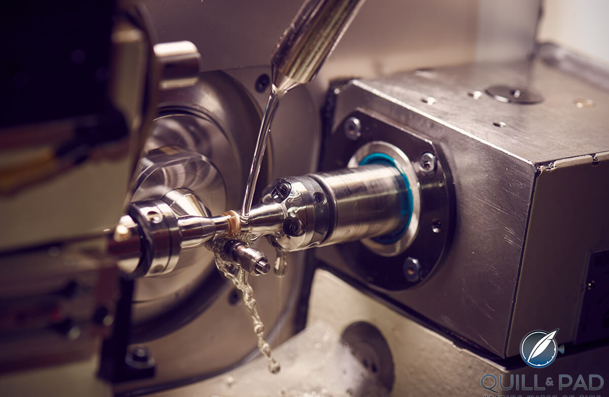 Cutting gear teeth at Manufacture Romain Gauthier