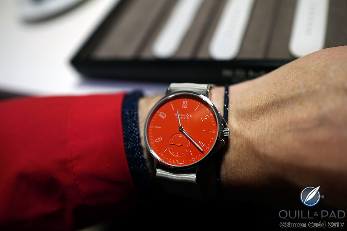 Nomos Ahoi neomatik signalrot wristshot