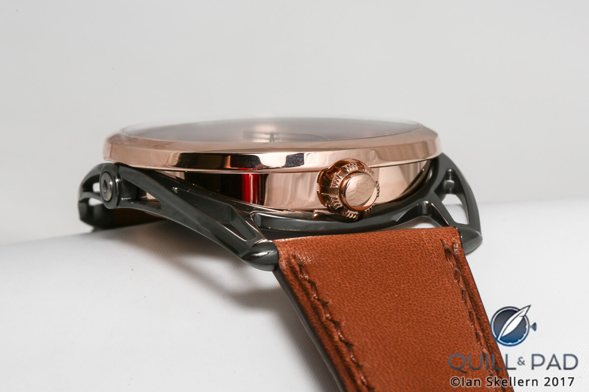 Monopusher crown of the custom De Bethune DB28 Maxichrono