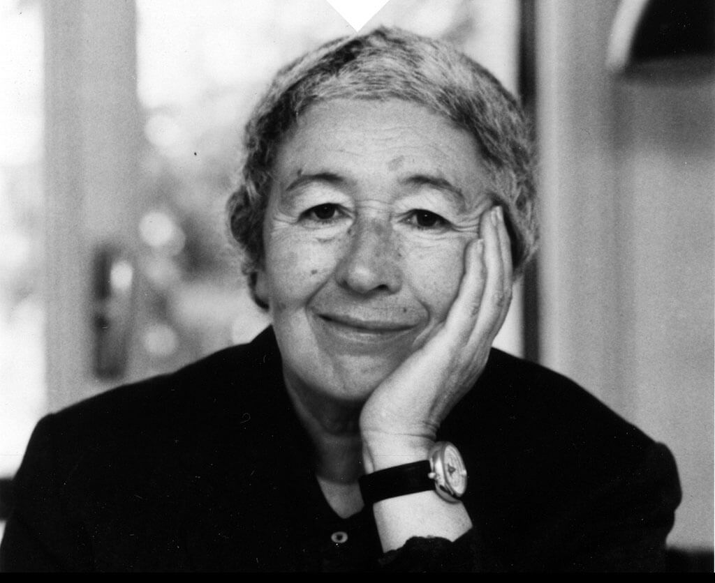 Gae Aulenti wearing a Louis Vuitton Monterey that she designed (photo courtesy Martinelli Luce)