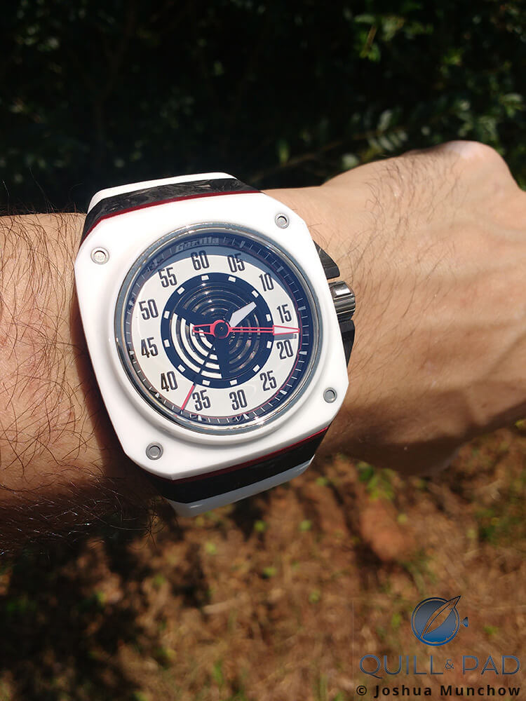 Gorilla Fastback RS White on the wrist