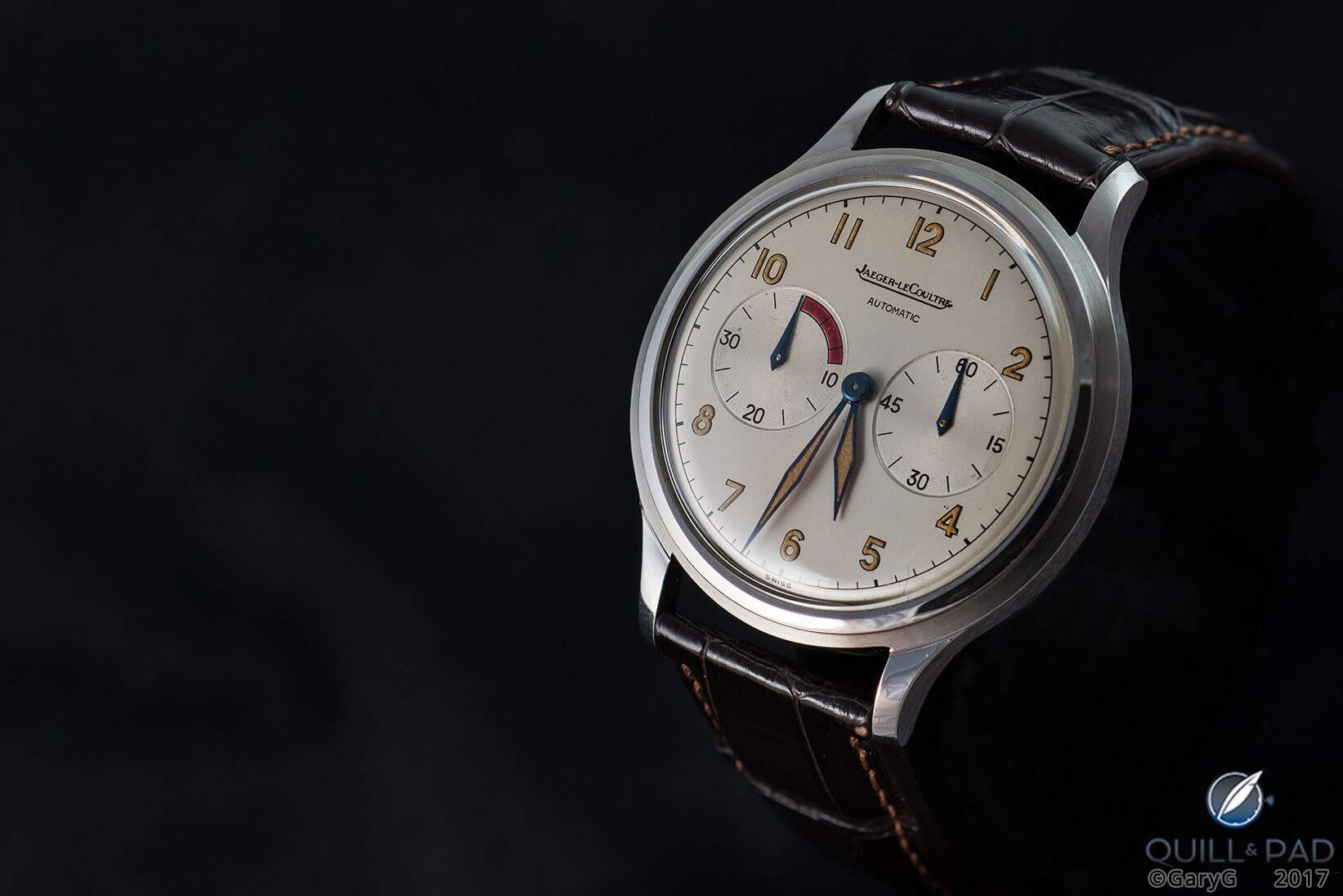 (Not) lost in space: Jaeger-LeCoultre Futurematic Jumbo in stainless steel