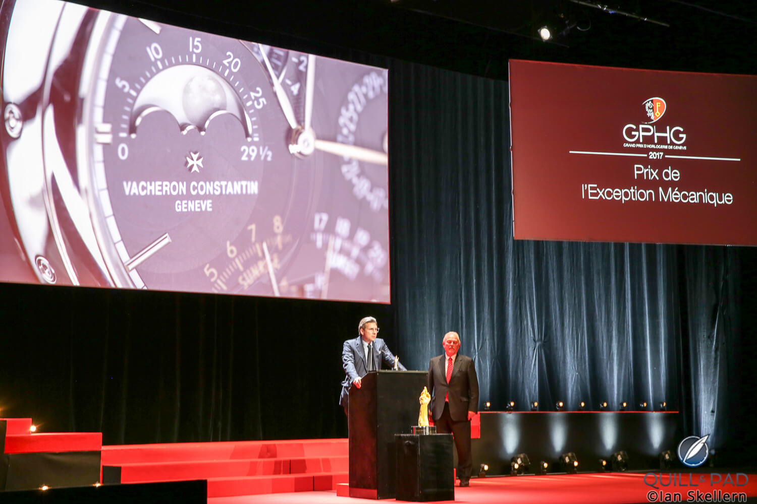 Vacheron Constantin CEO Louis Ferla accepts the award for Mechanical Exception for the unique Vacheron Constantin Les Cabinotiers Celestia Astronomical Grand Complication 3600
