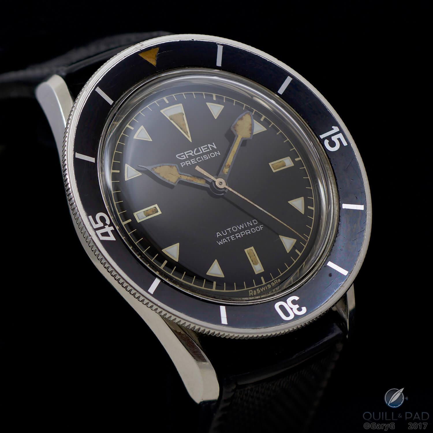 Tactile pleasure: easy-grip bezel, Gruen Superocean at Analog/Shift