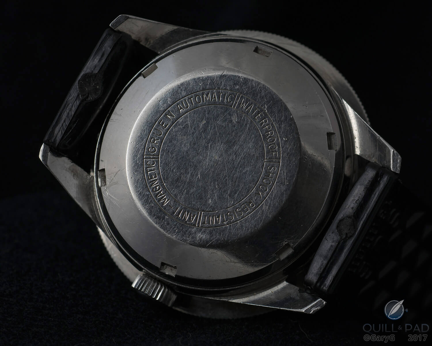 Parting shot: case back, Gruen Superocean Diver at Analog/Shift