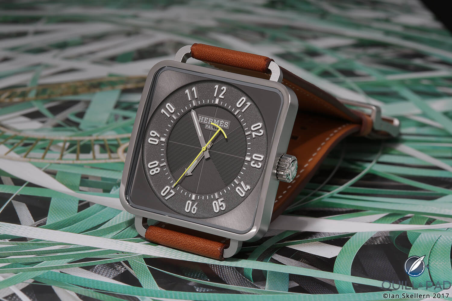 Hermès Carré H