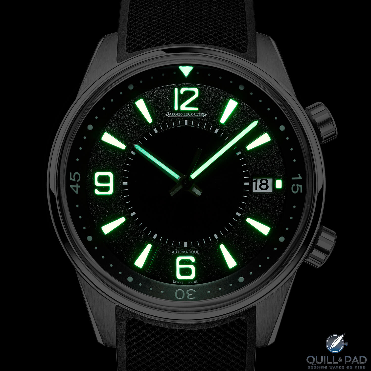 Lume shot: Jaeger-LeCoultre Polaris Date glowing in the dark