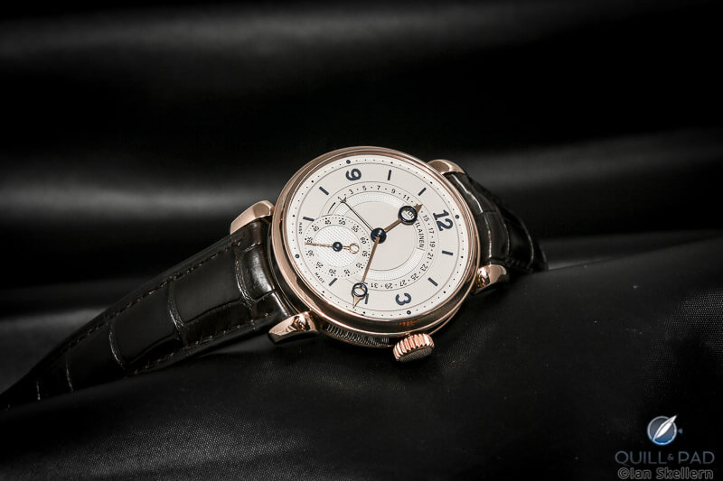 Voutilainen Vingt-8 with retrograde date