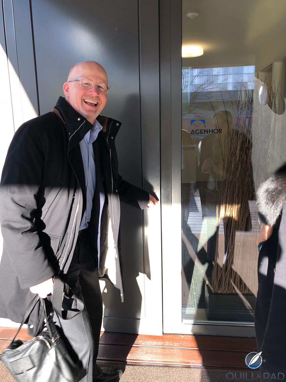 GaryG and Mrs. GaryG arrive at Agenhor (photo credit AllenS)