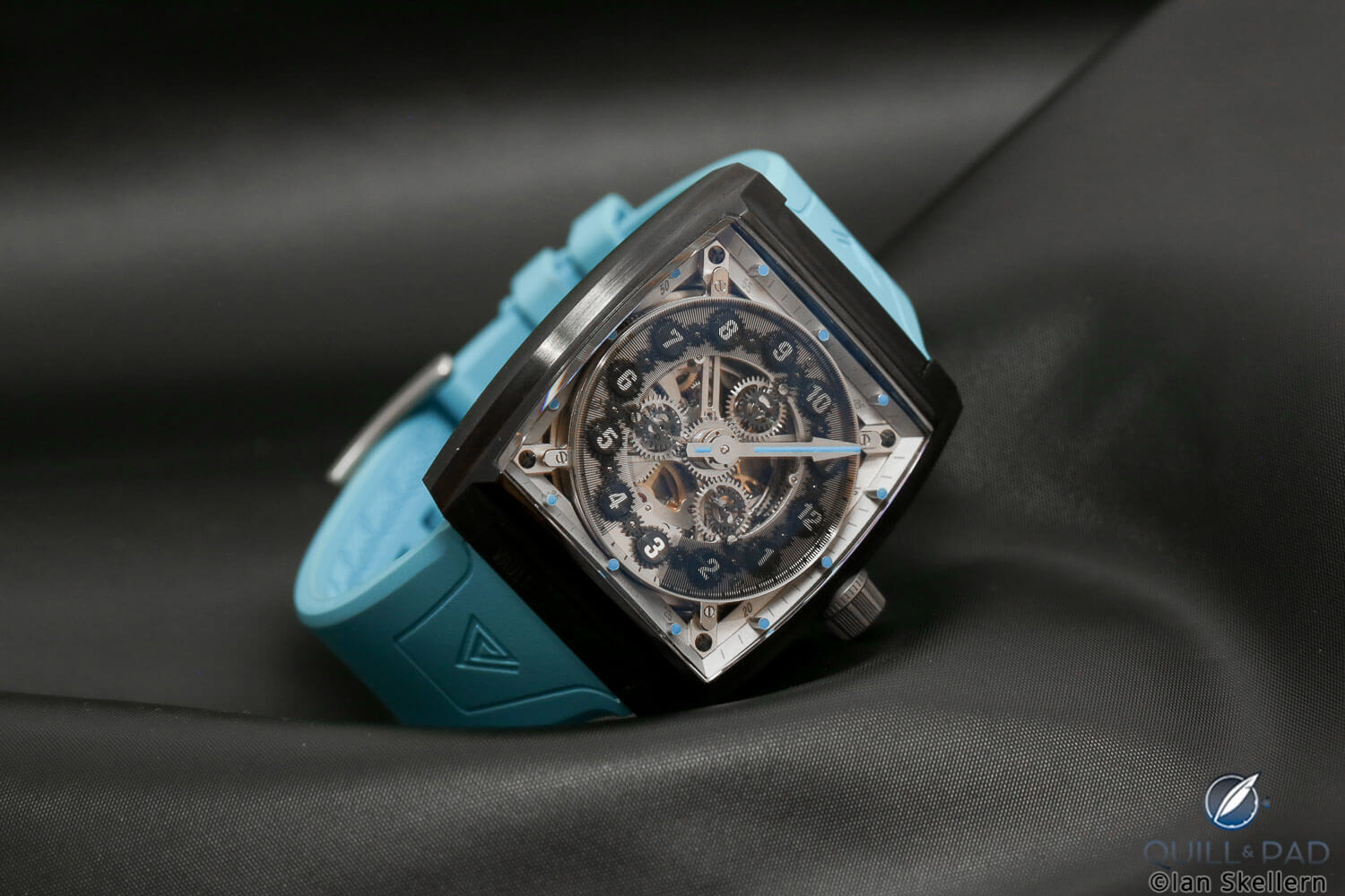 Vault V1+ in blue