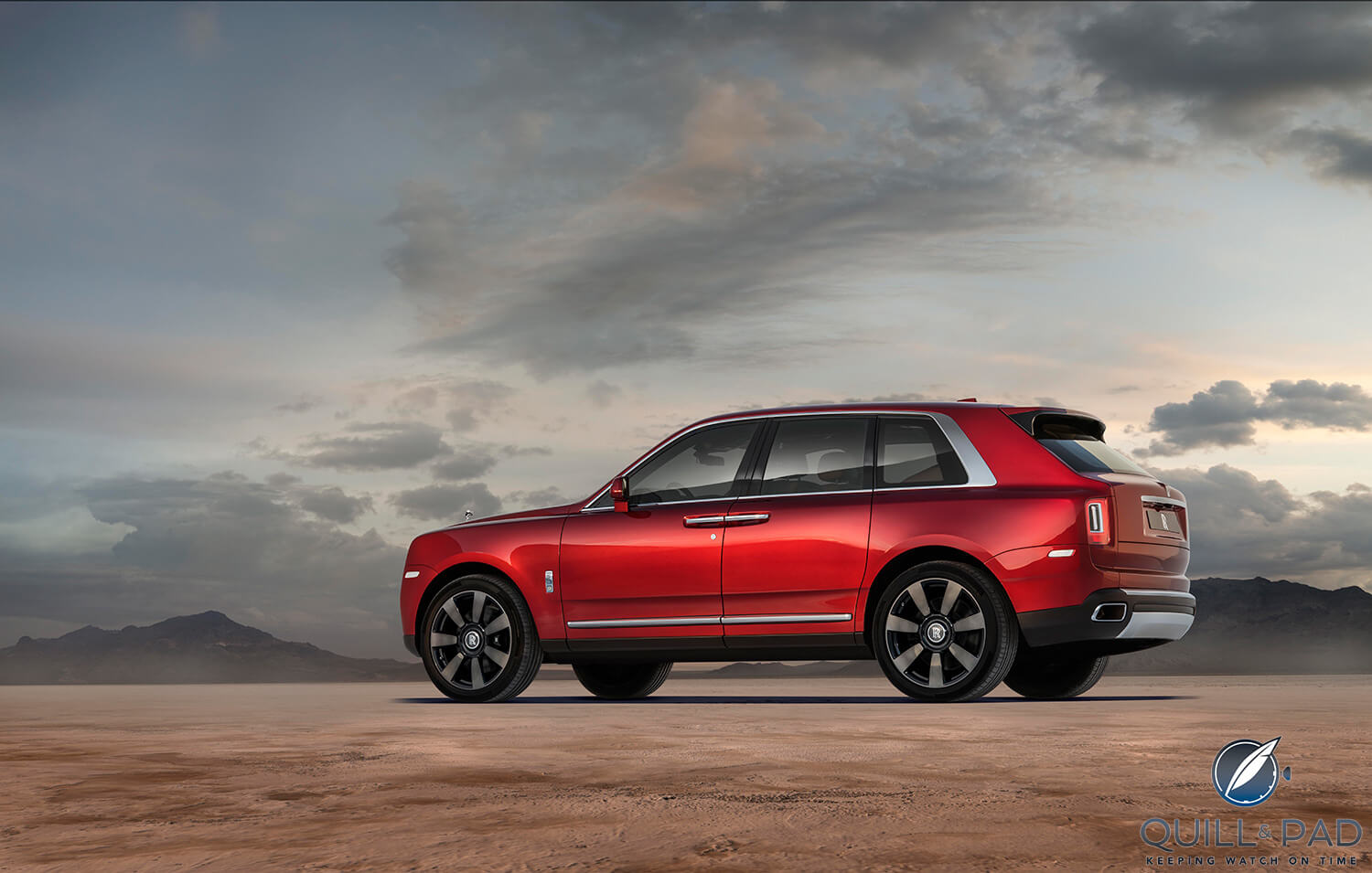 Side view Rolls-Royce Cullinan