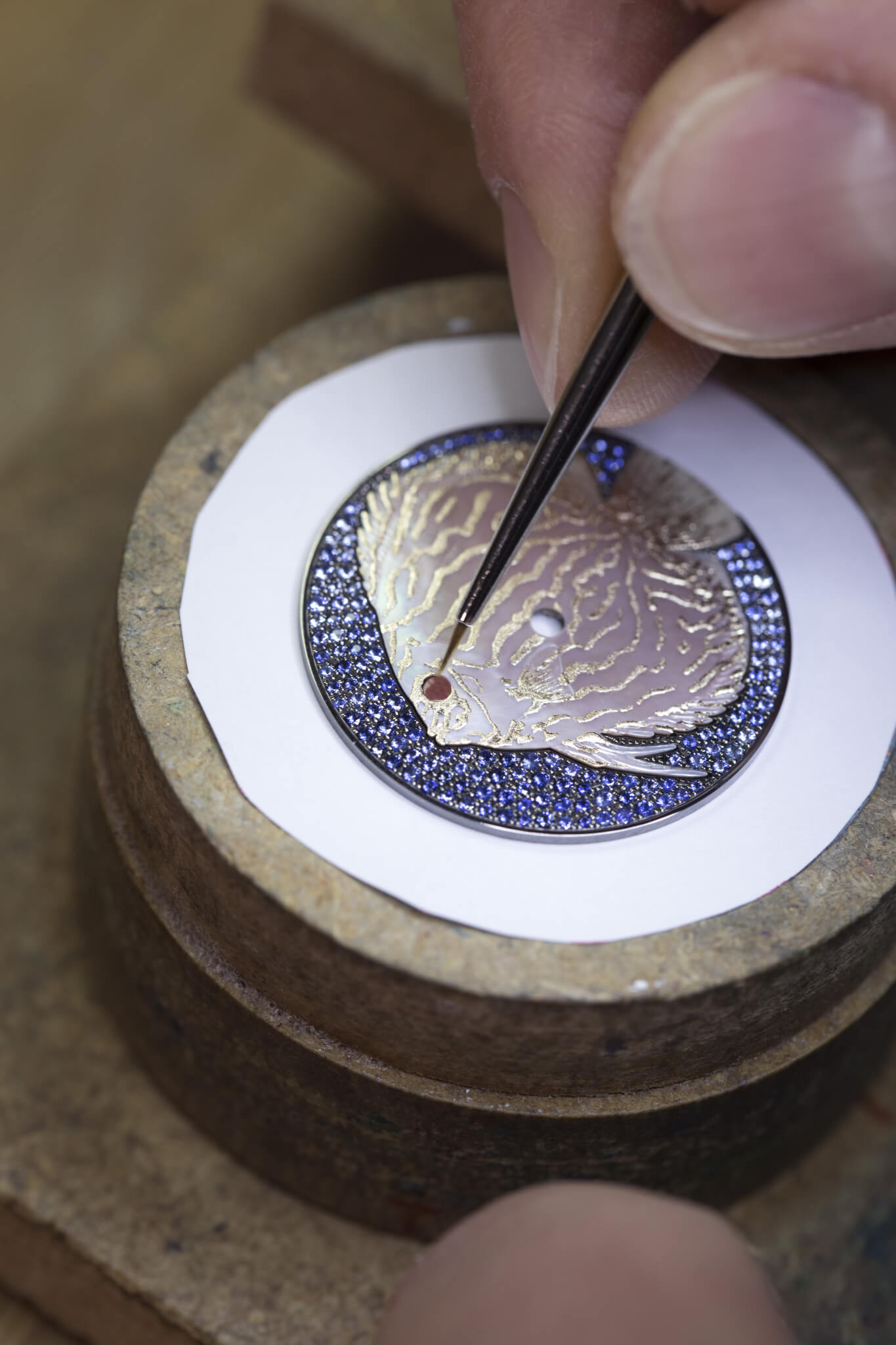 Decorating the Chopard Happy Fish