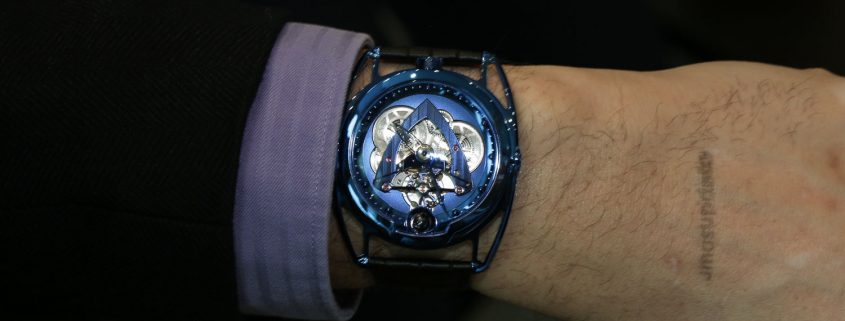 De Bethune DB28 Steel Wheels Blue wristshot