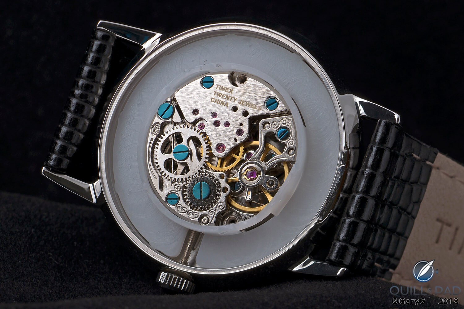 Movement of the Timex Marlin re-edition