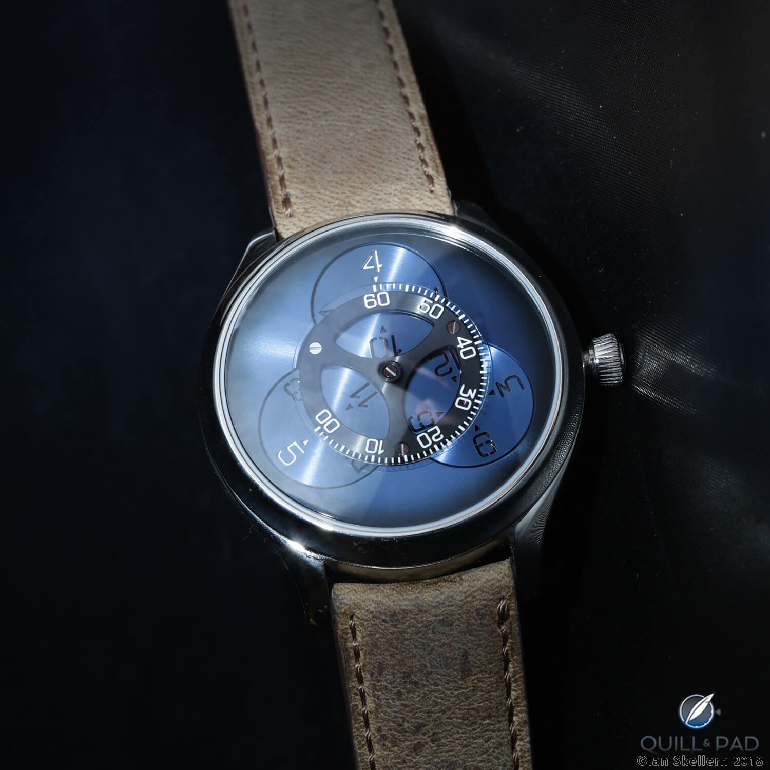 H. Moser & Cie Endeavour Flying Hours